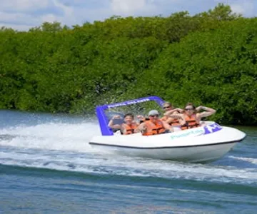 Cancún: Mayan Experience Tour with Jungle Speedboat and Snorkeling